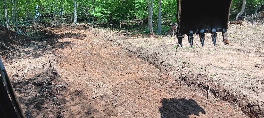 Leaching field excavation and installation in Connecticut